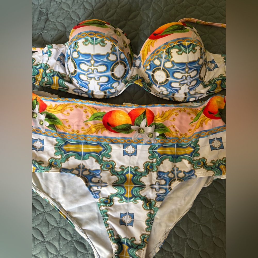 brand new NWOT colorful swimsuit